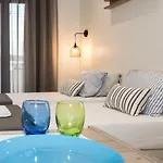 Apartment Mikes Lux *