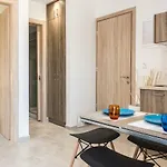 Apartment Mikes Lux *
