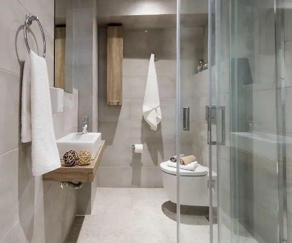 Mikes Lux Апартаменты *